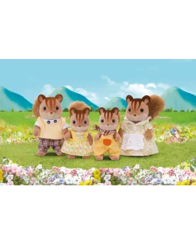 FAMILLE ECUREUIL ROUX SYLVANIAN  La famille Ecureuil Roux est compo...