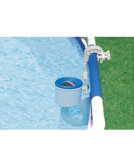 SKIMMER DE SURFACE  Pour garder la surface de l'eau propre et évite...