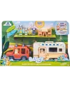 BLUEY JEEP + CARAVANE + PERS. + ACC.  Une voiture avec une caravane...
