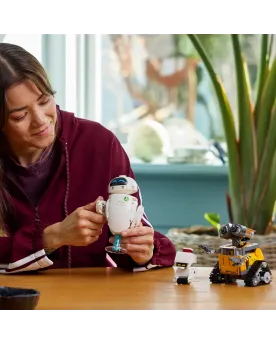 WALL-E ET EVE   LEG43279 LEGO Âge Minimum: 18A -Âge Maximum: 99A -S...
